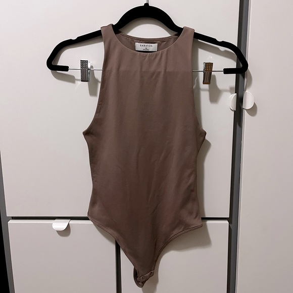 NWT Aritzia Babaton Contour Bodysuit - Picture 1 of 3
